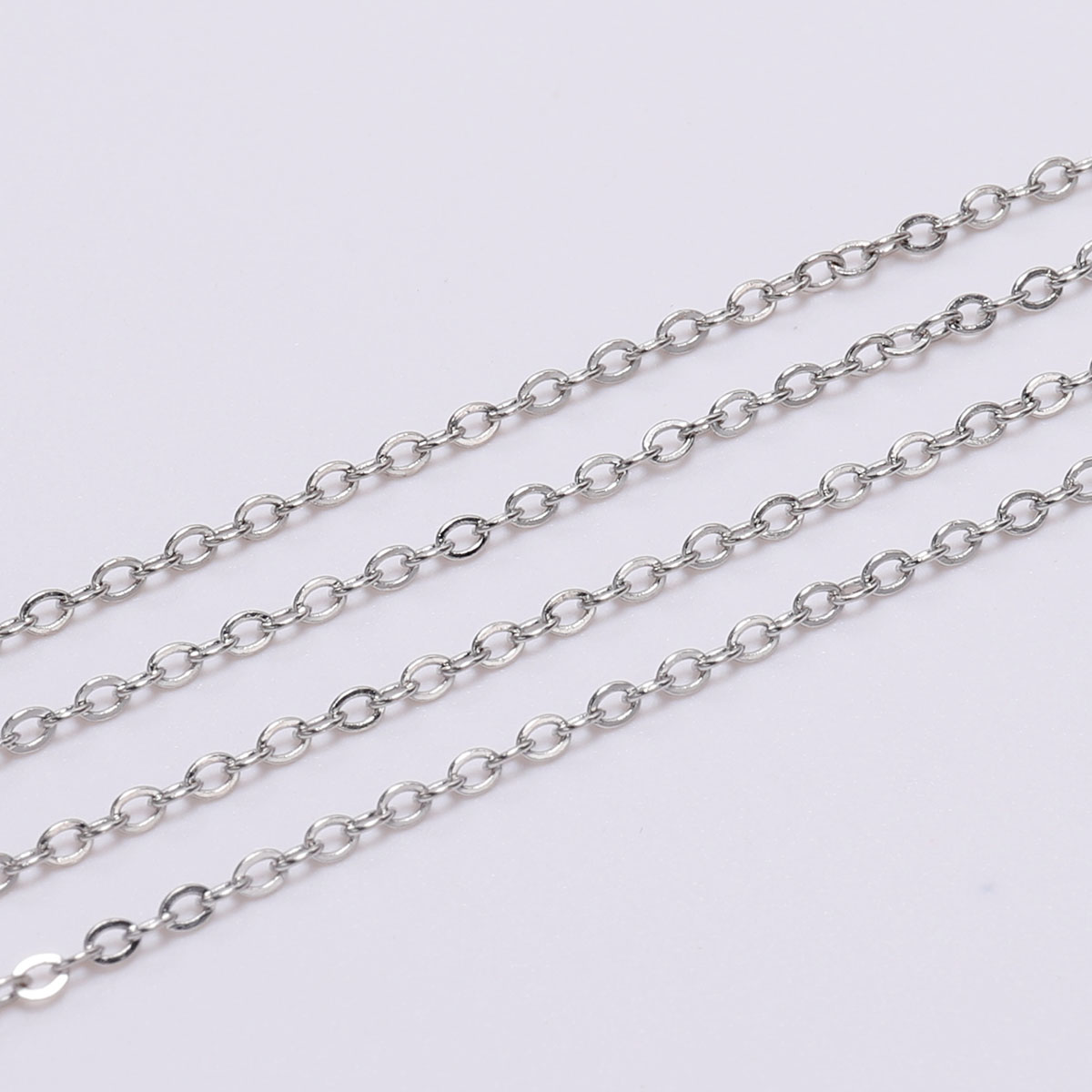 Long Metal Chain Finding